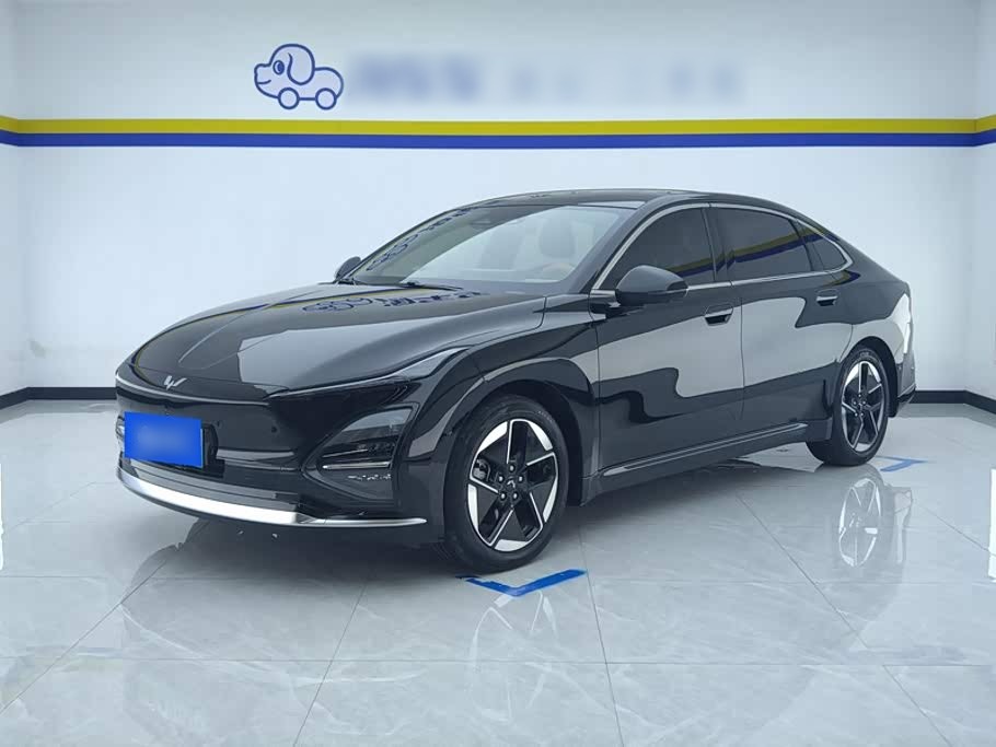 2025 610km Smart Flagship