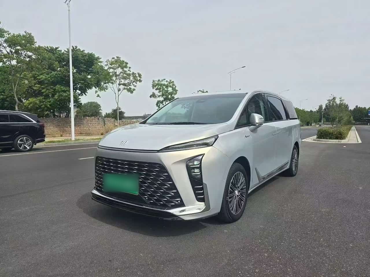 GL8 EV 2024 7-Seater