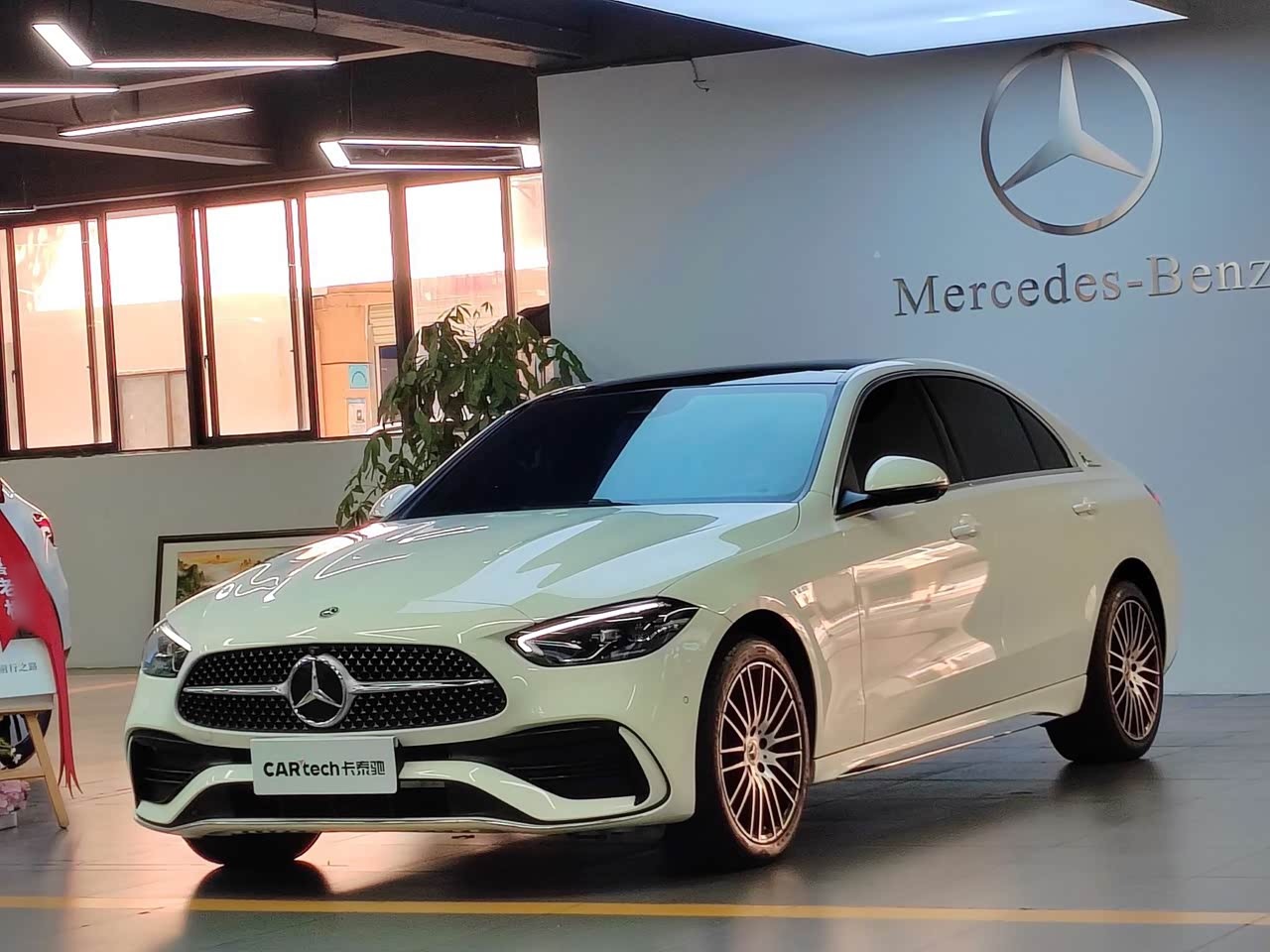 C-Class 2025 C 260 L Sport