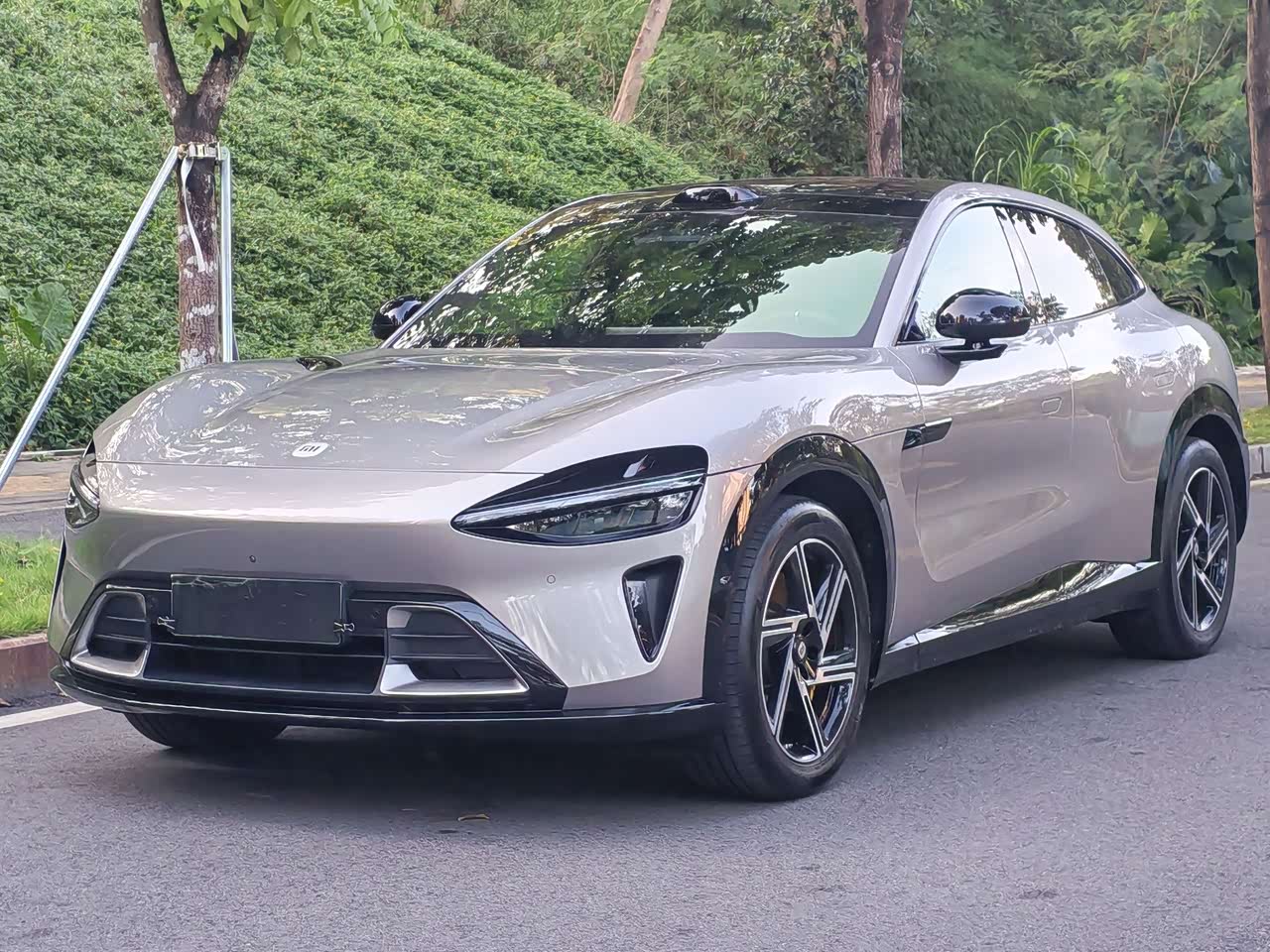 YU7 2025 AWD Pro