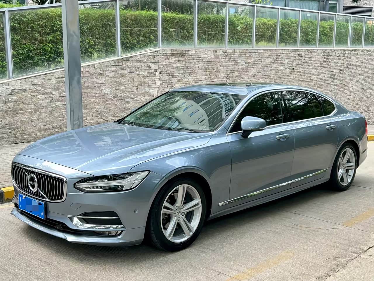 S90 2019 T5