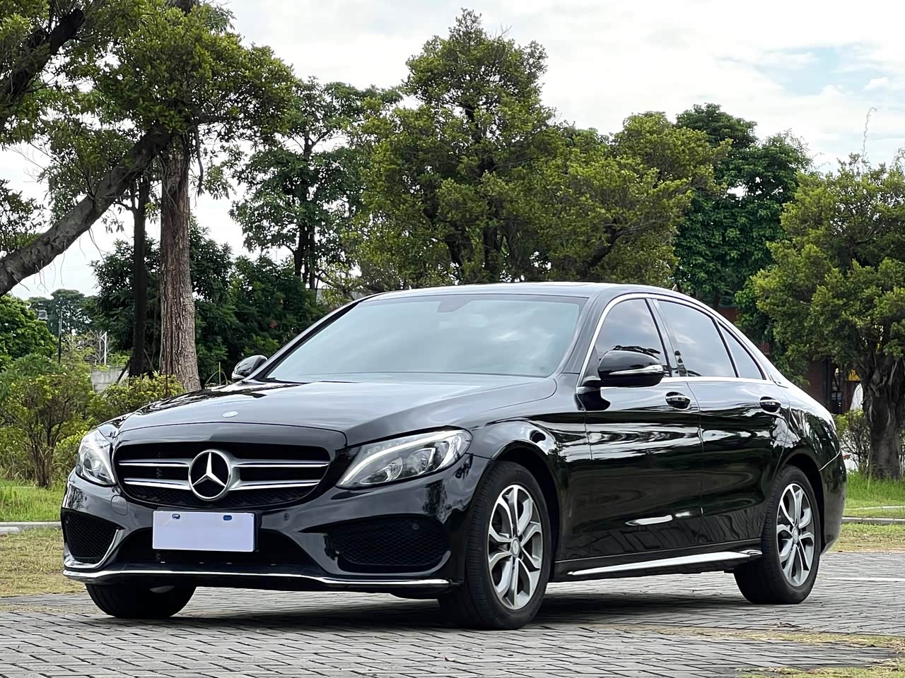 C-Class 2017 Facelift C 180 L Fashion Sport