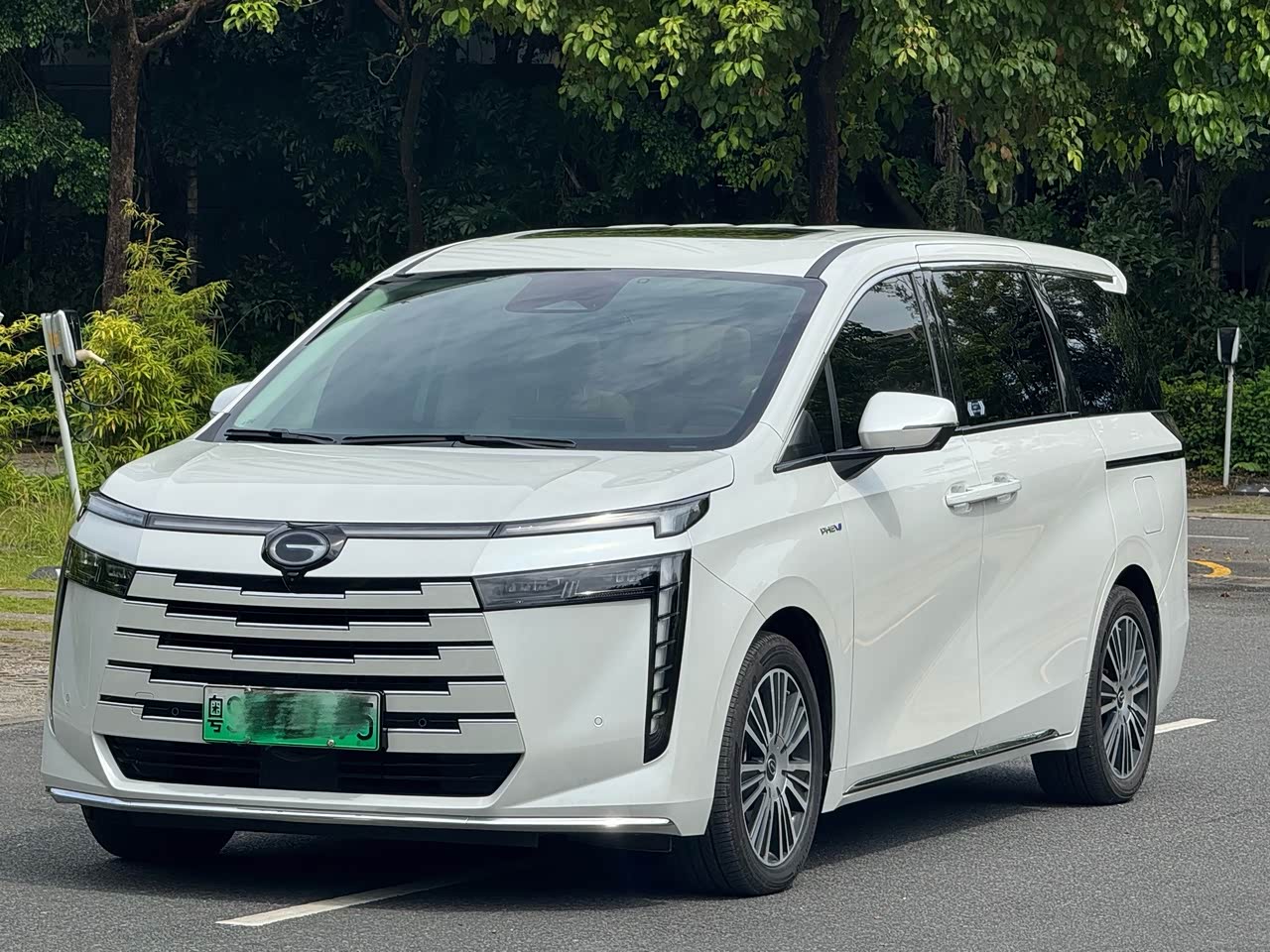 E8 PHEV 2024 150km MAX+