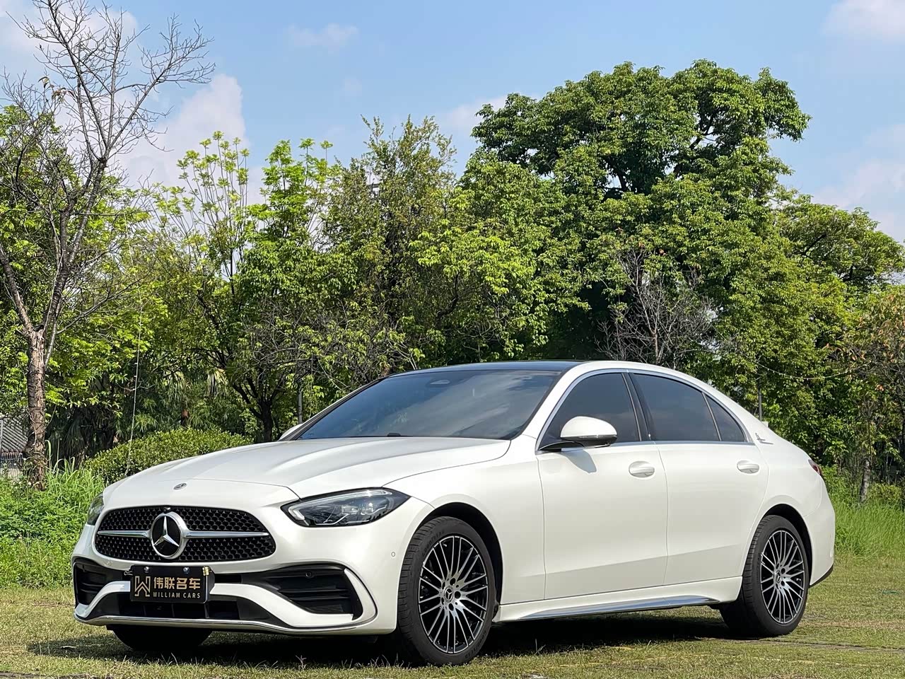 C-Class 2025 C 260 L Sport
