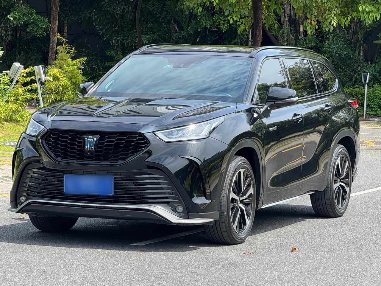 Crown 2021 2.5L HEV AWD Flagship
