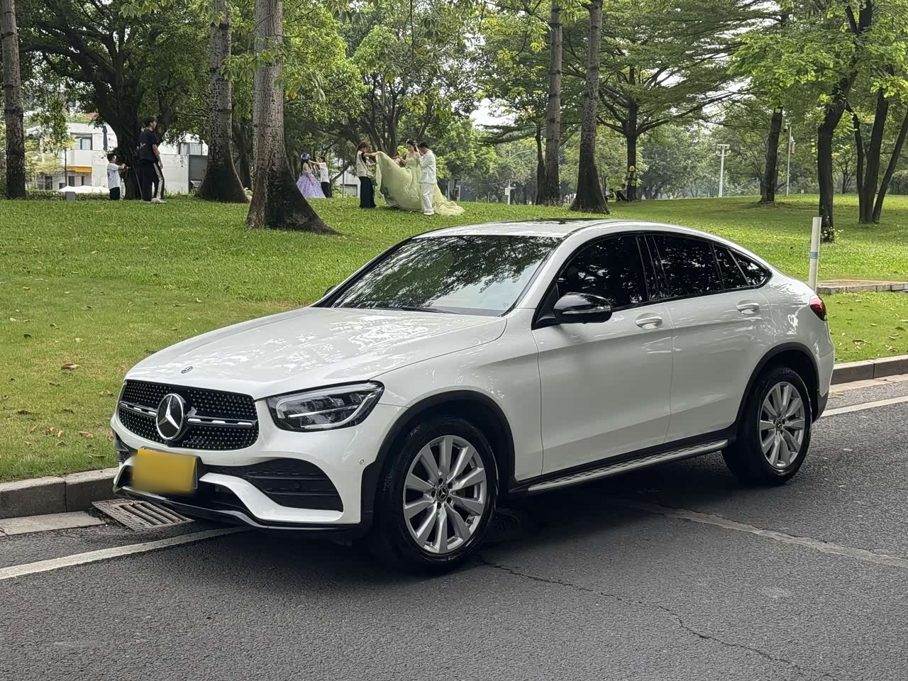 GLC Coupe 2020 GLC 260 4MATIC Coupe SUV