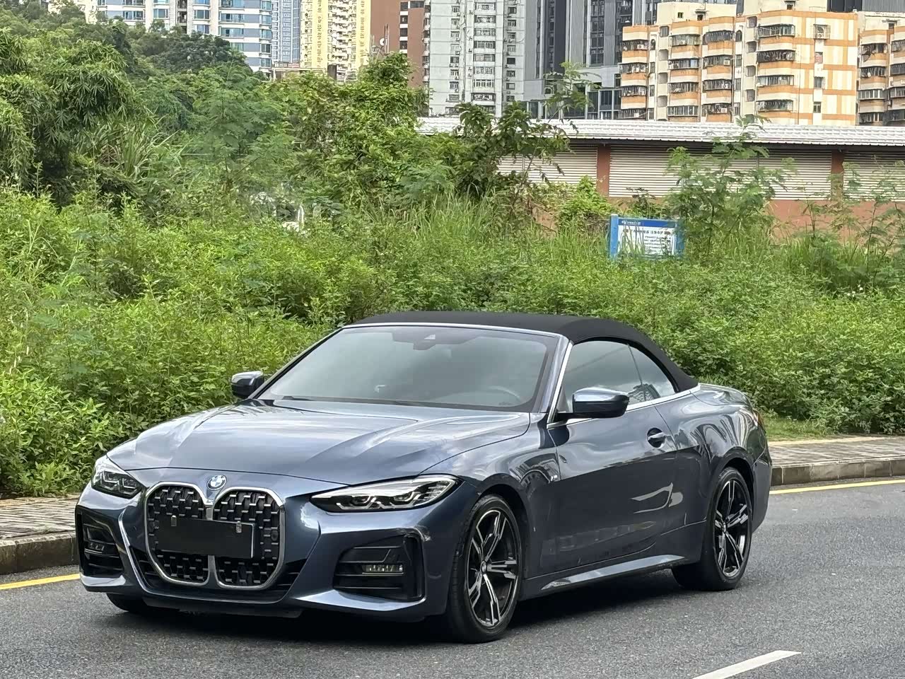 4 Series 2022 425i Convertible M Sport Package