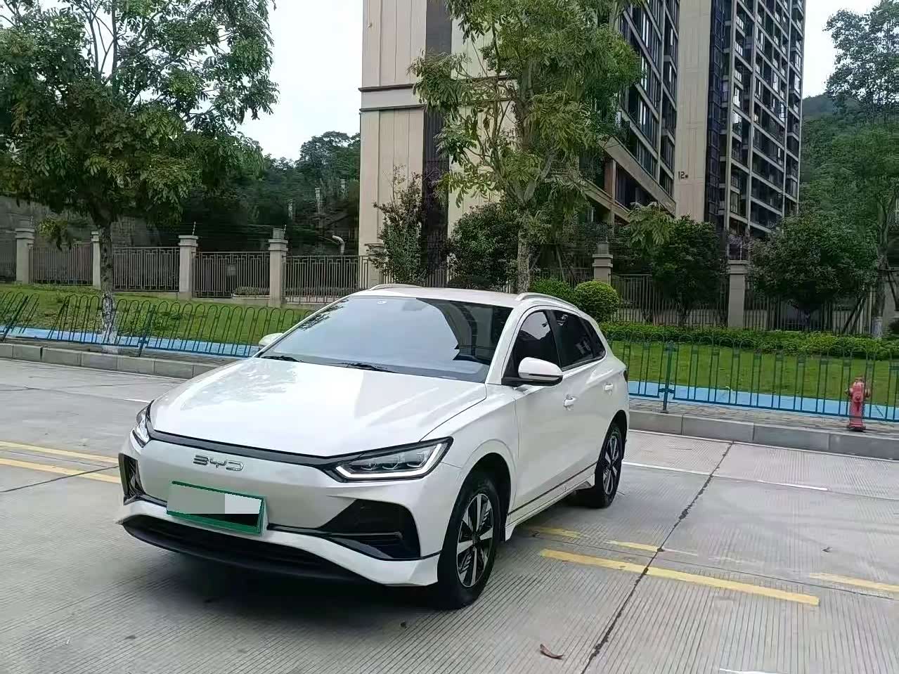 e2 2023 Luxury
