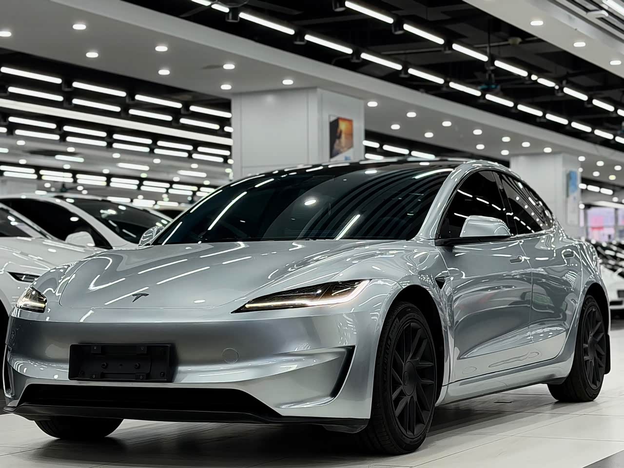 Model 3 2023 RWD
