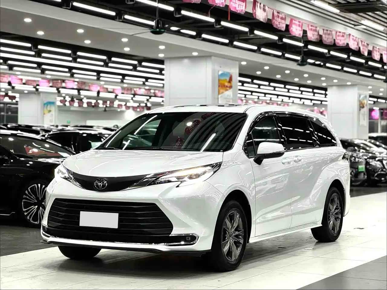 Sienna 2026 2.5L Hybrid RWD Comfort