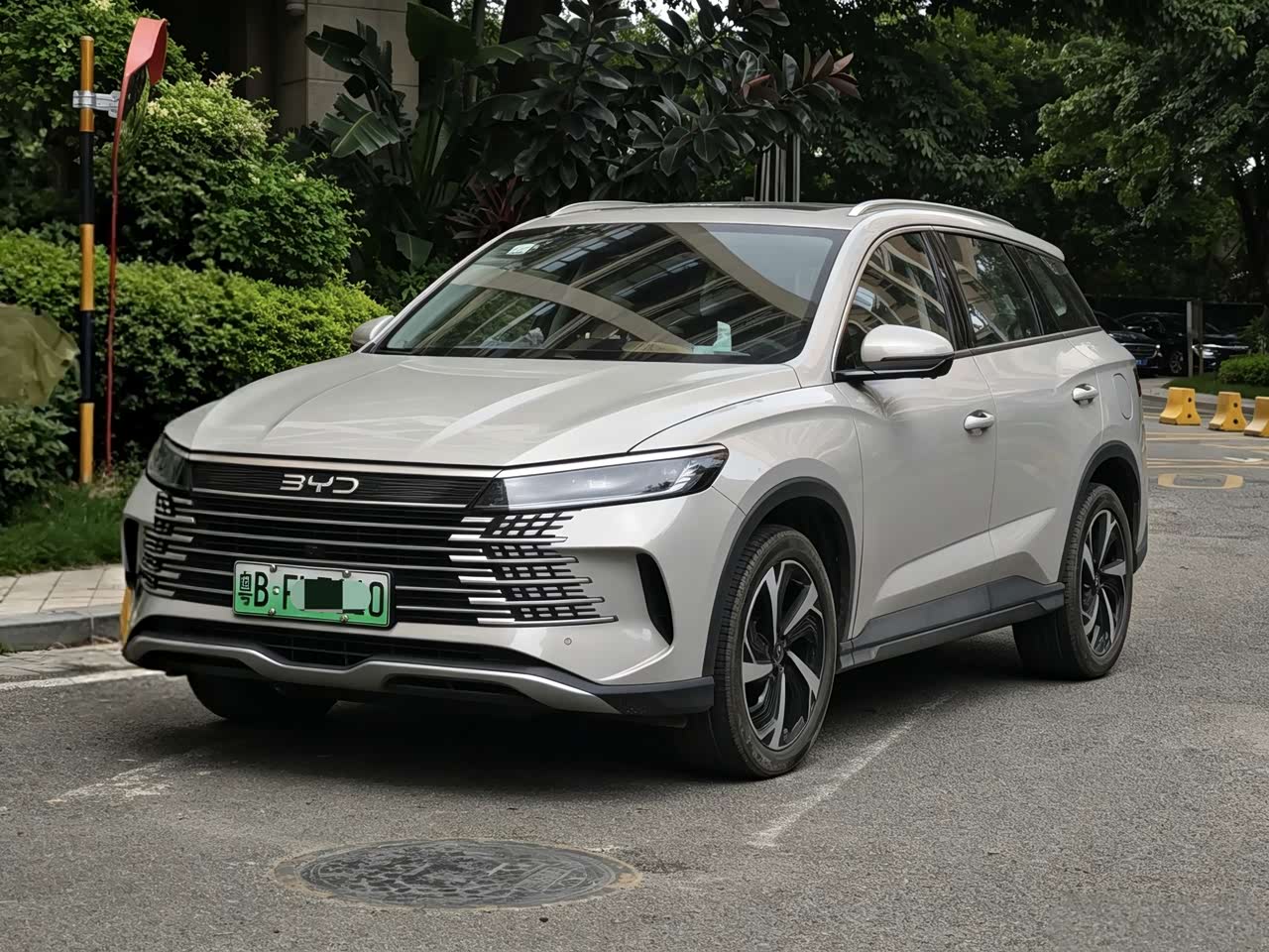 Hiace 05 DM-i 2025 DM-i 115KM Flagship