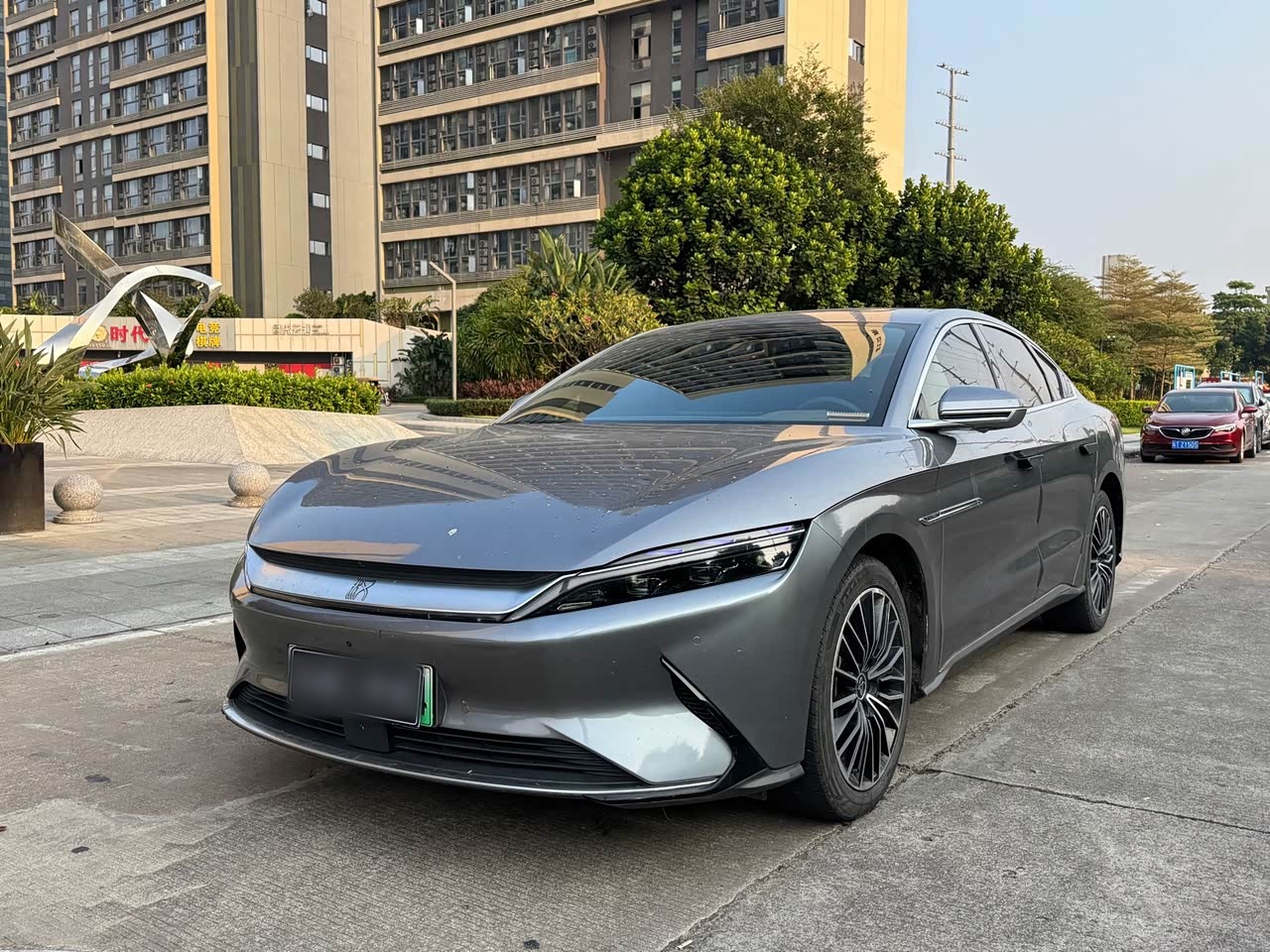 Han 2021 EV Standard Range Luxury