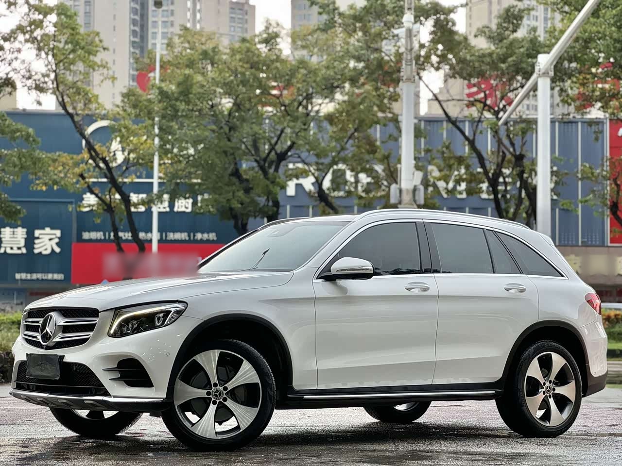 GLC 2017 GLC 300 4MATIC Luxury