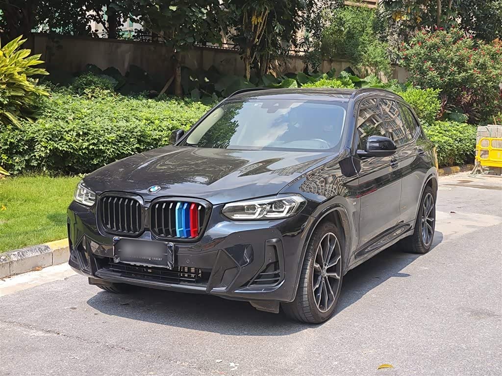 X3 2022 xDrive30i Leading M Night Package