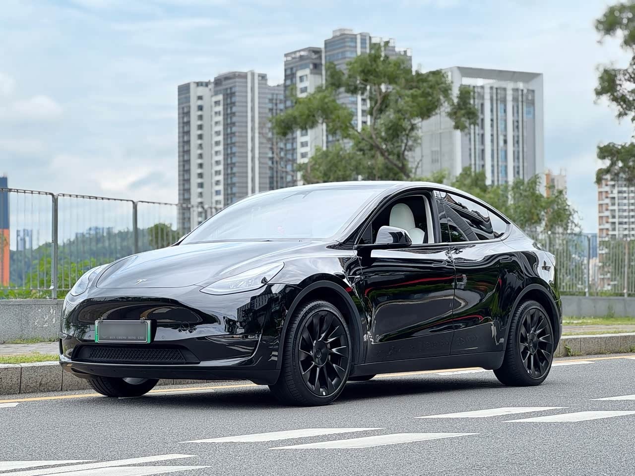 Model Y 2023 Long Range AWD