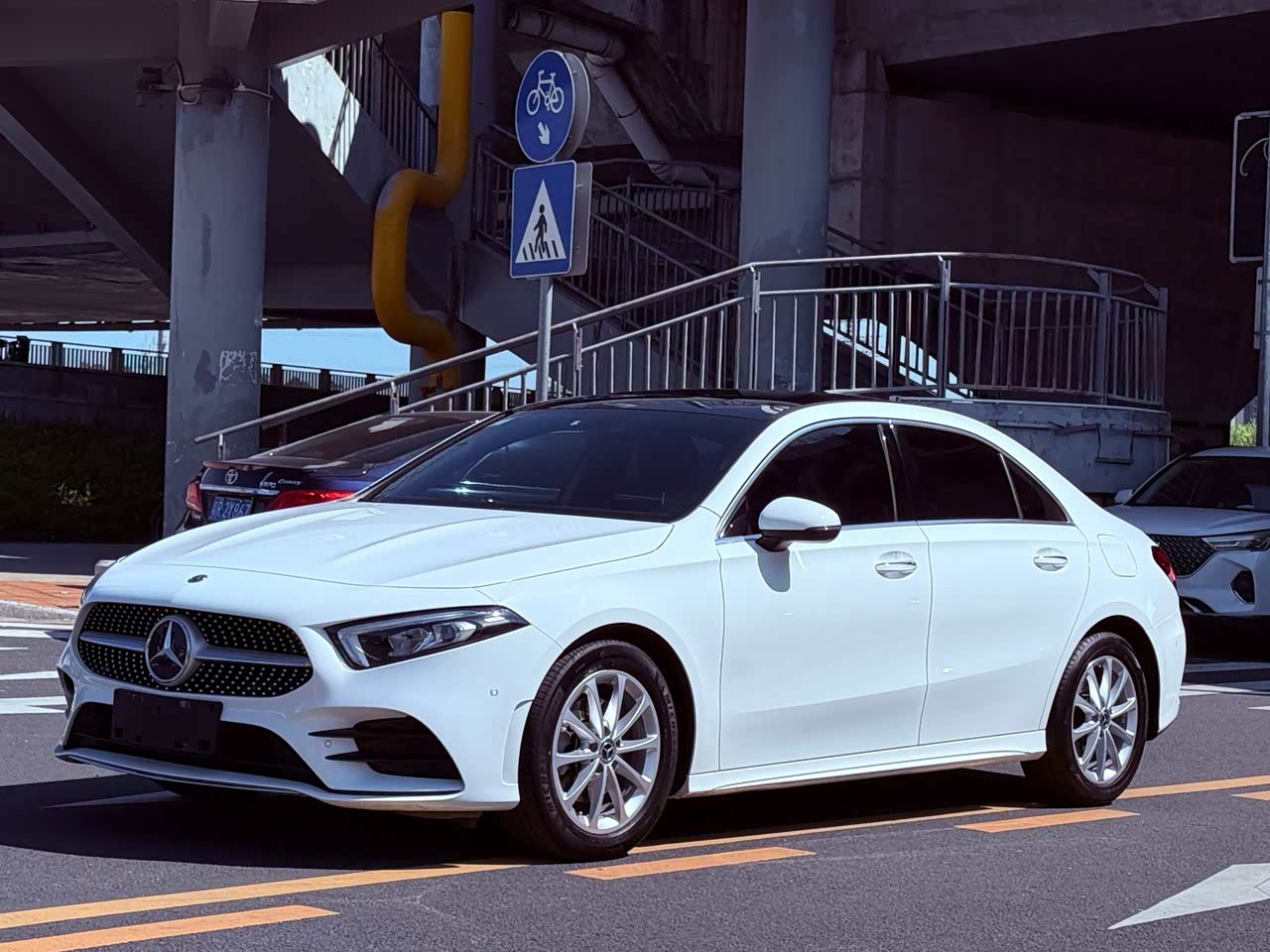 A-Class 2019 A 200 L Sport