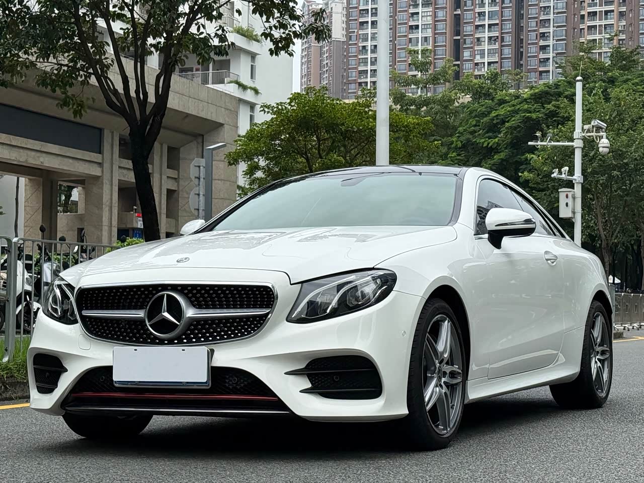 E-Class Imported 2020 E 260 4MATIC Coupe