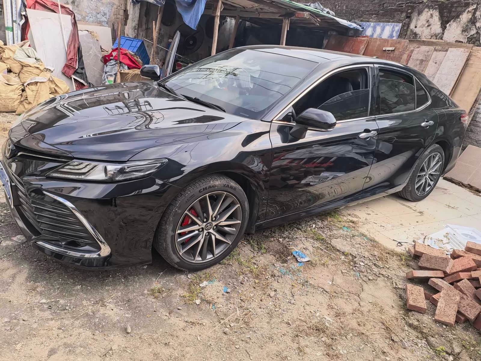 Camry 2021 2.5G Luxury