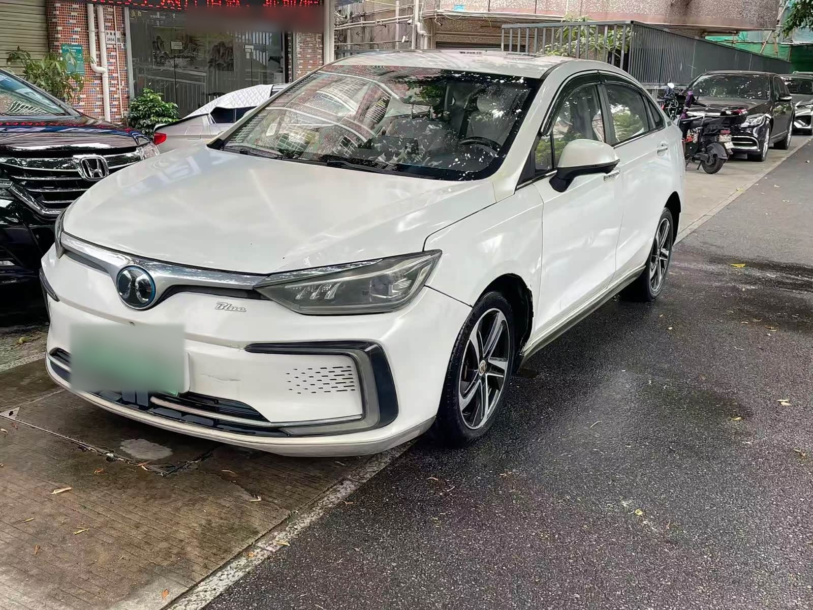 BAIC EU5 2018 R500