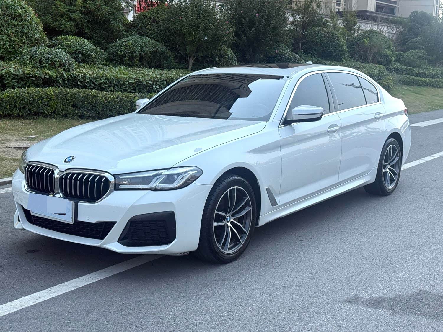 5 Series 2021 525Li M Sport Package