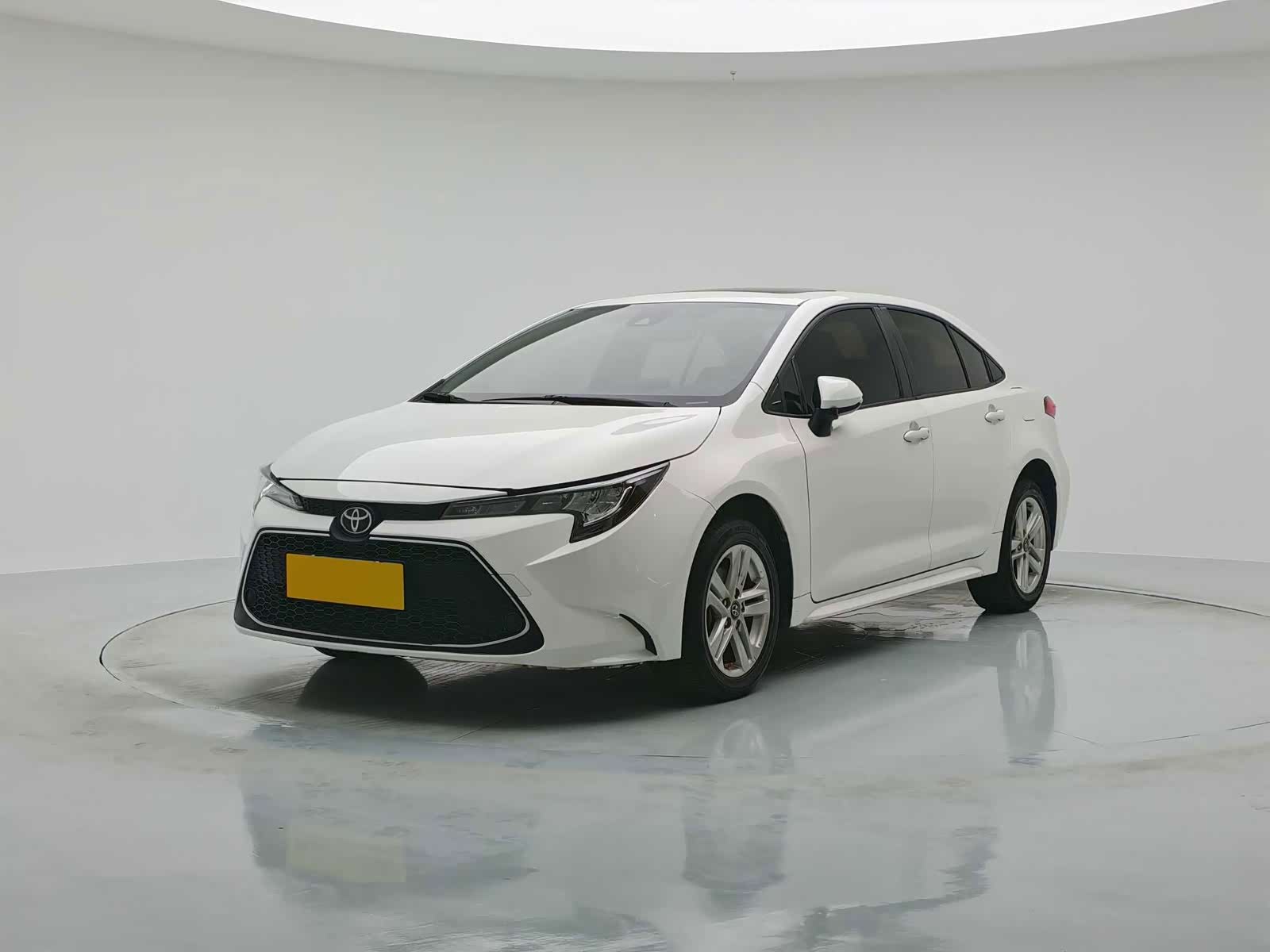 Levin 2022 185T CVT Luxury