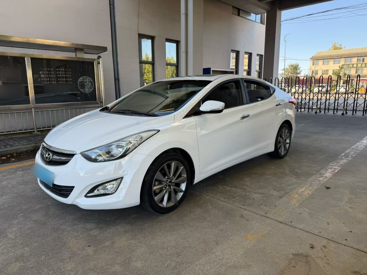 Elantra 2015 1.6L AT Leading photo 5