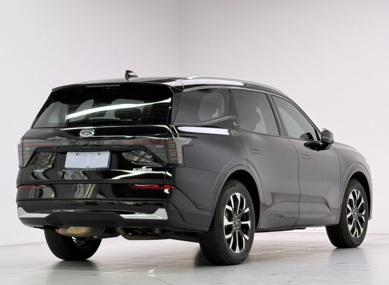 2025 Edge L 2.0T EcoBoost AWD 7-Seater Supreme photo 3