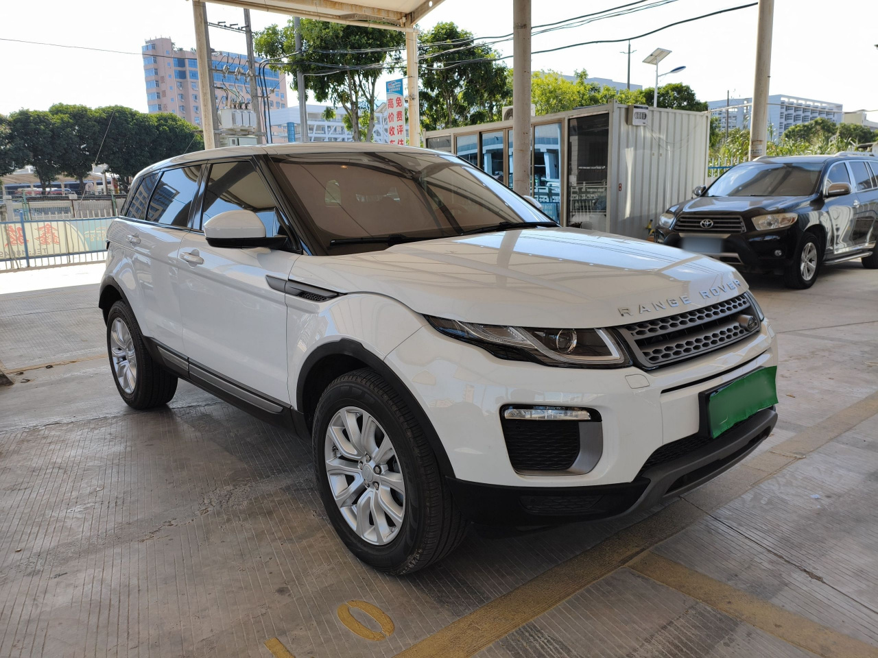 Range Rover Evoque 2017 2.0T PURE photo 3