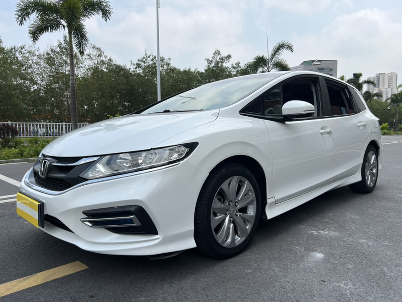 Jade 2017 1.8L AT Comfort 5-Seater