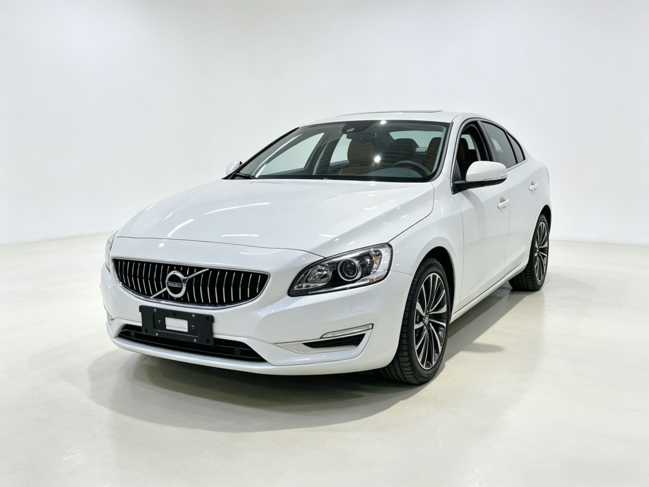 S60 2018 S60L T4 Progressive