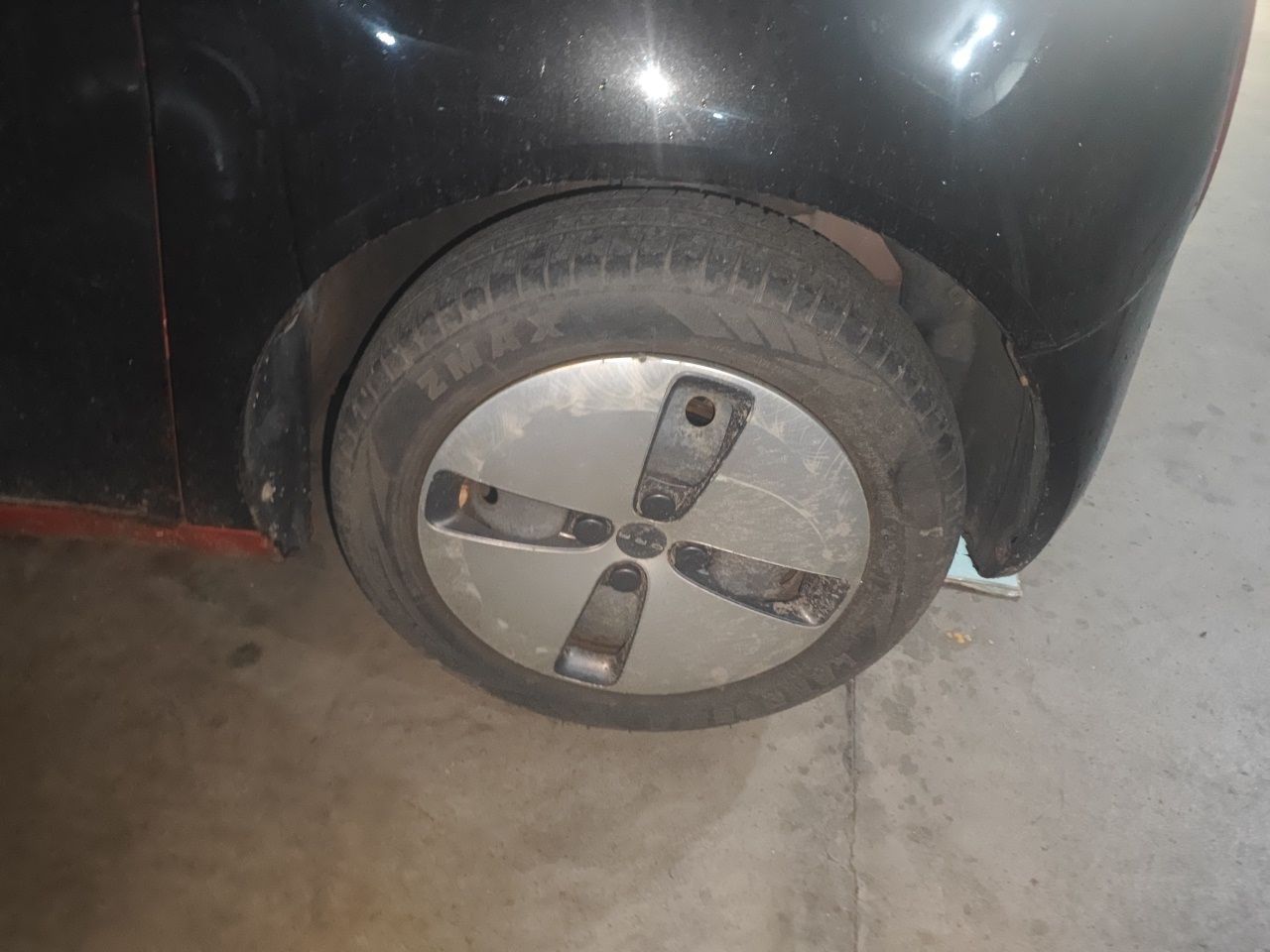 2019 301km Standard photo 2