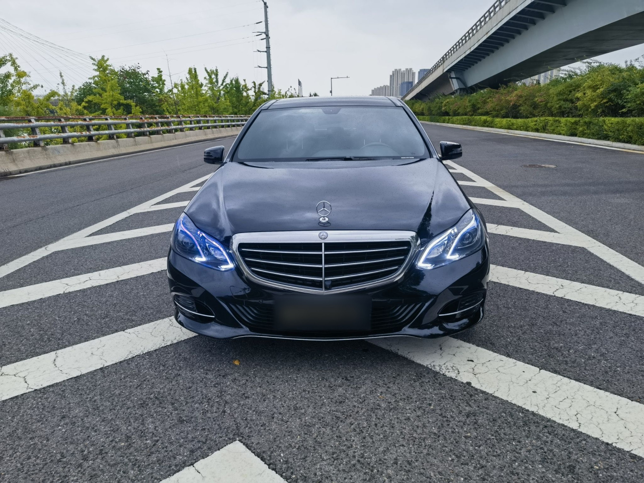 E-Class 2015 Facelift E 200 L photo 3