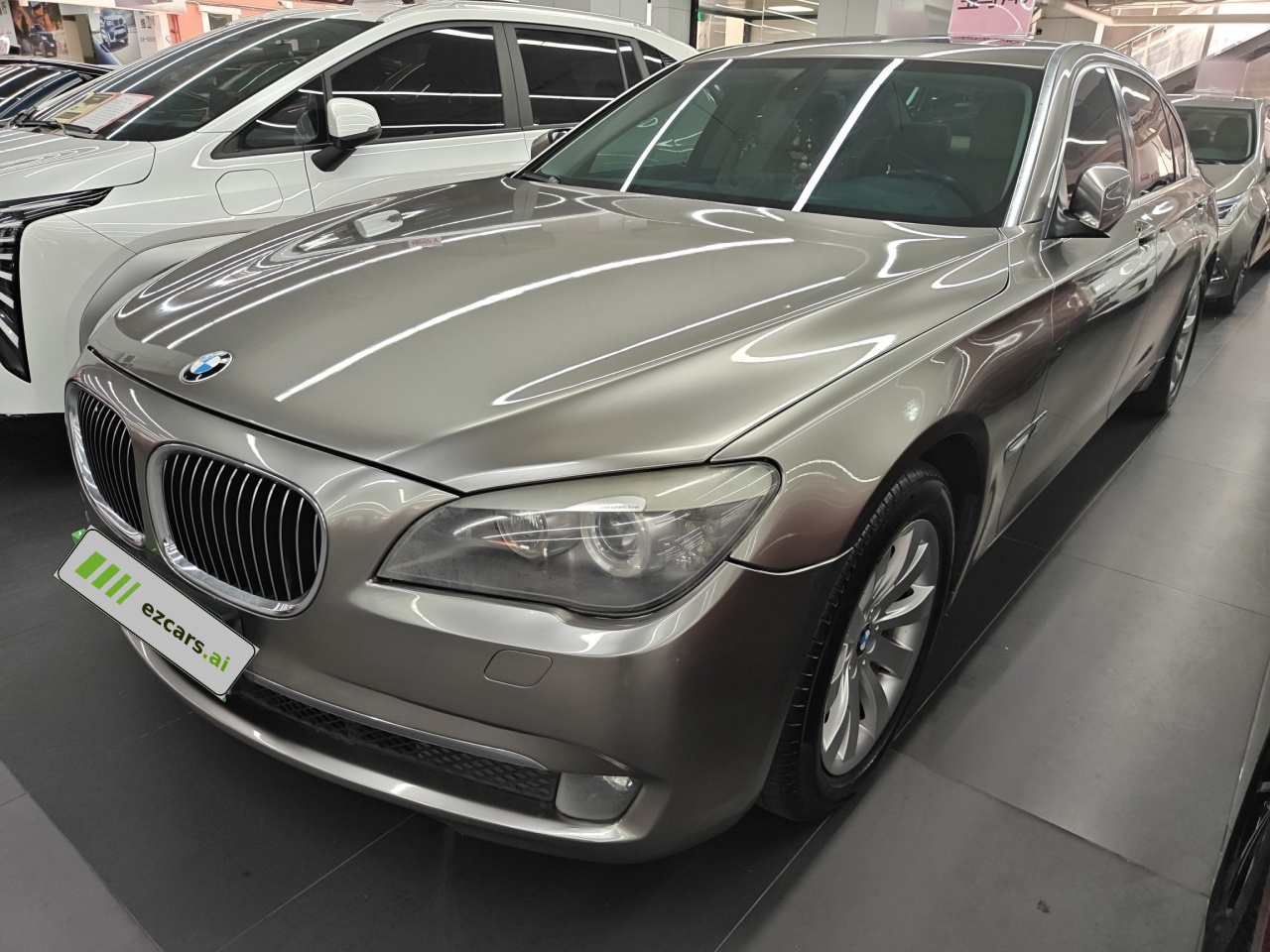 7 Series 2009 740Li Leading