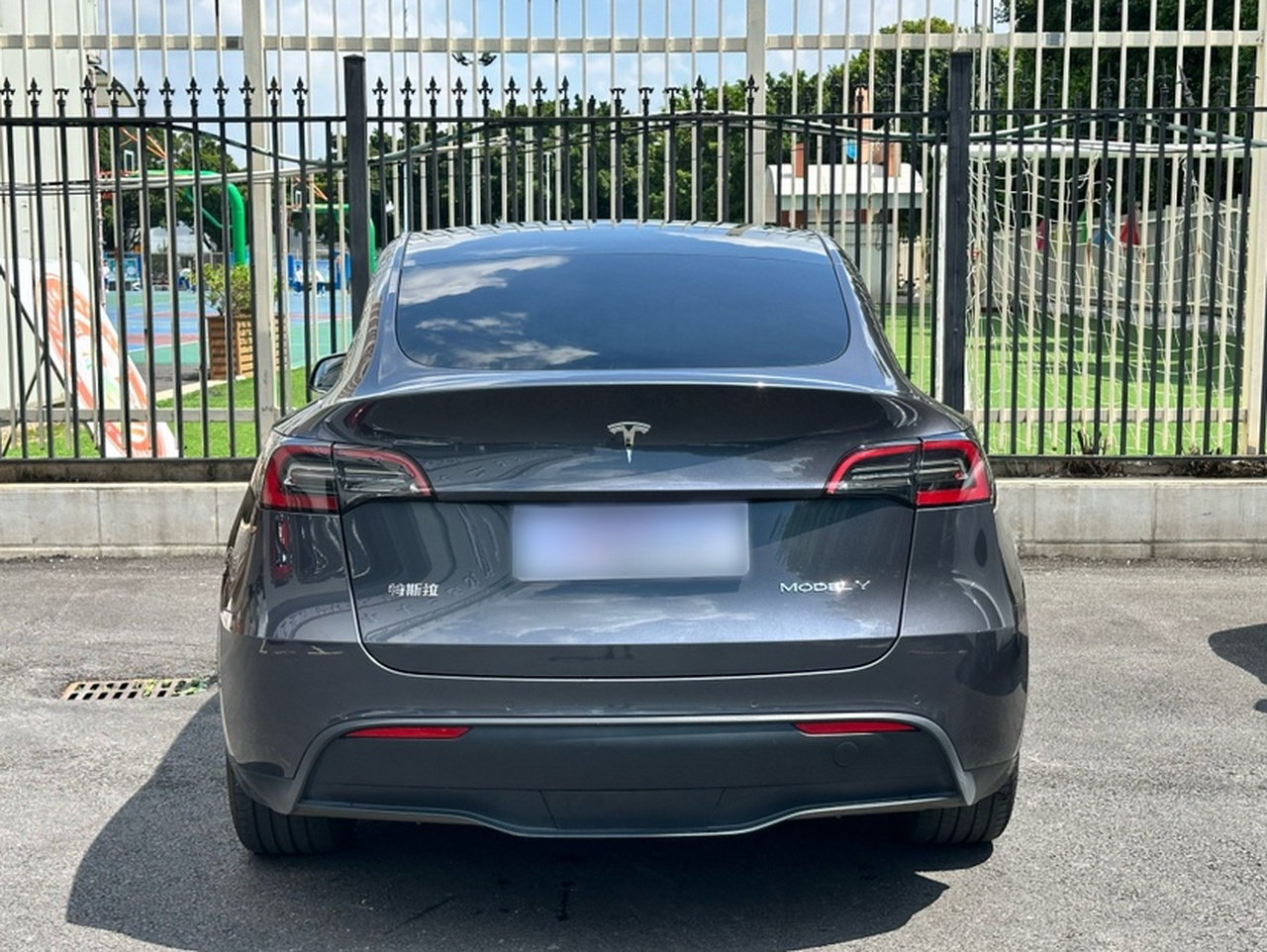 Model Y 2022 Facelift RWD photo 4