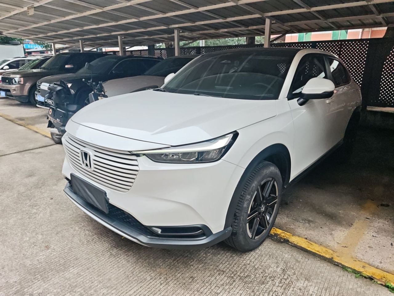 Vezel 2023 1.5L CVT Tech