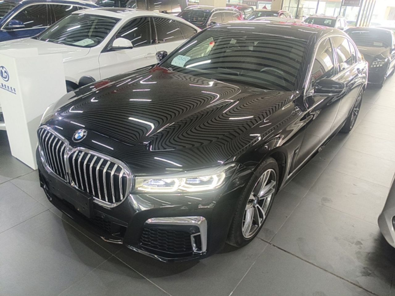 7 Series 2019 730Li M Sport Package