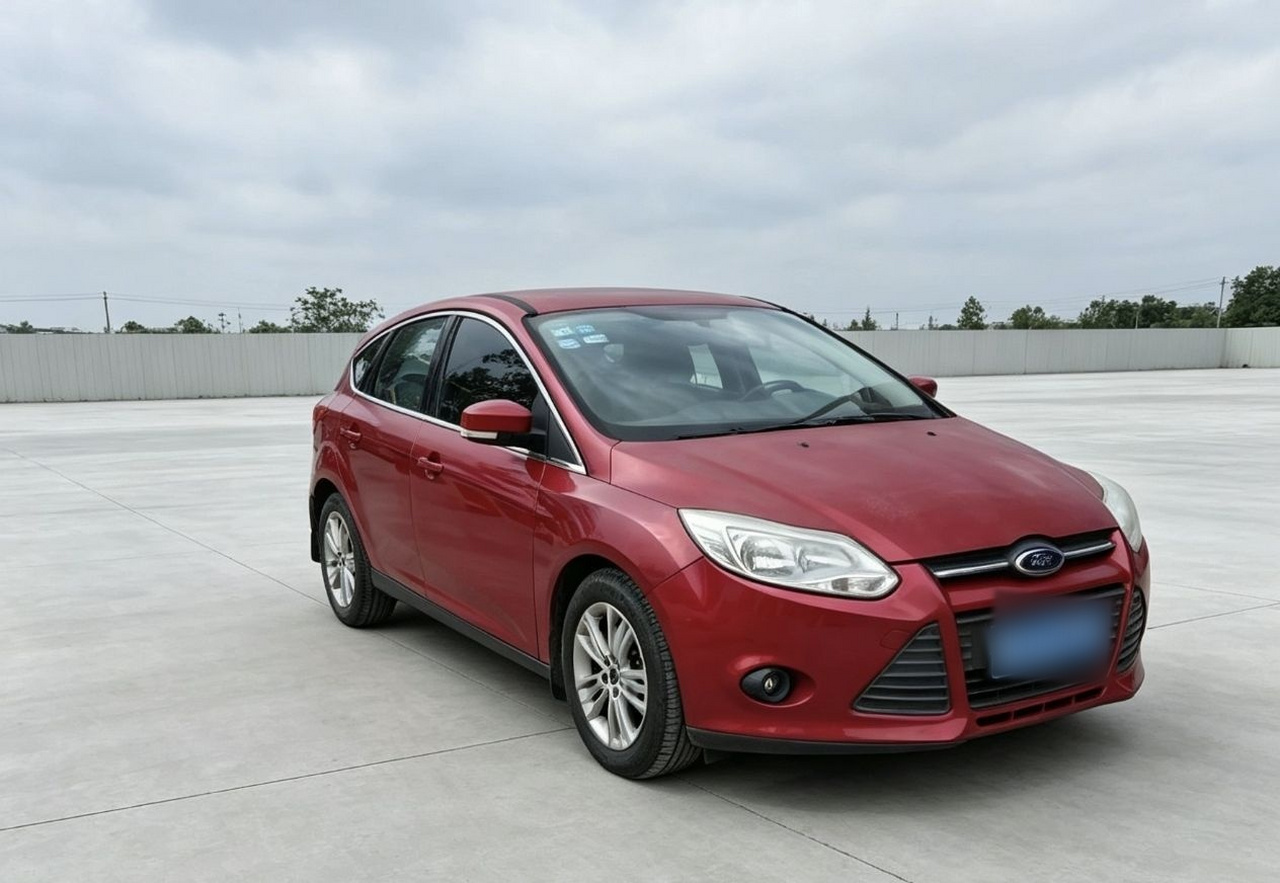 Focus 2012 Hatchback 1.6L AT Comfort photo 4