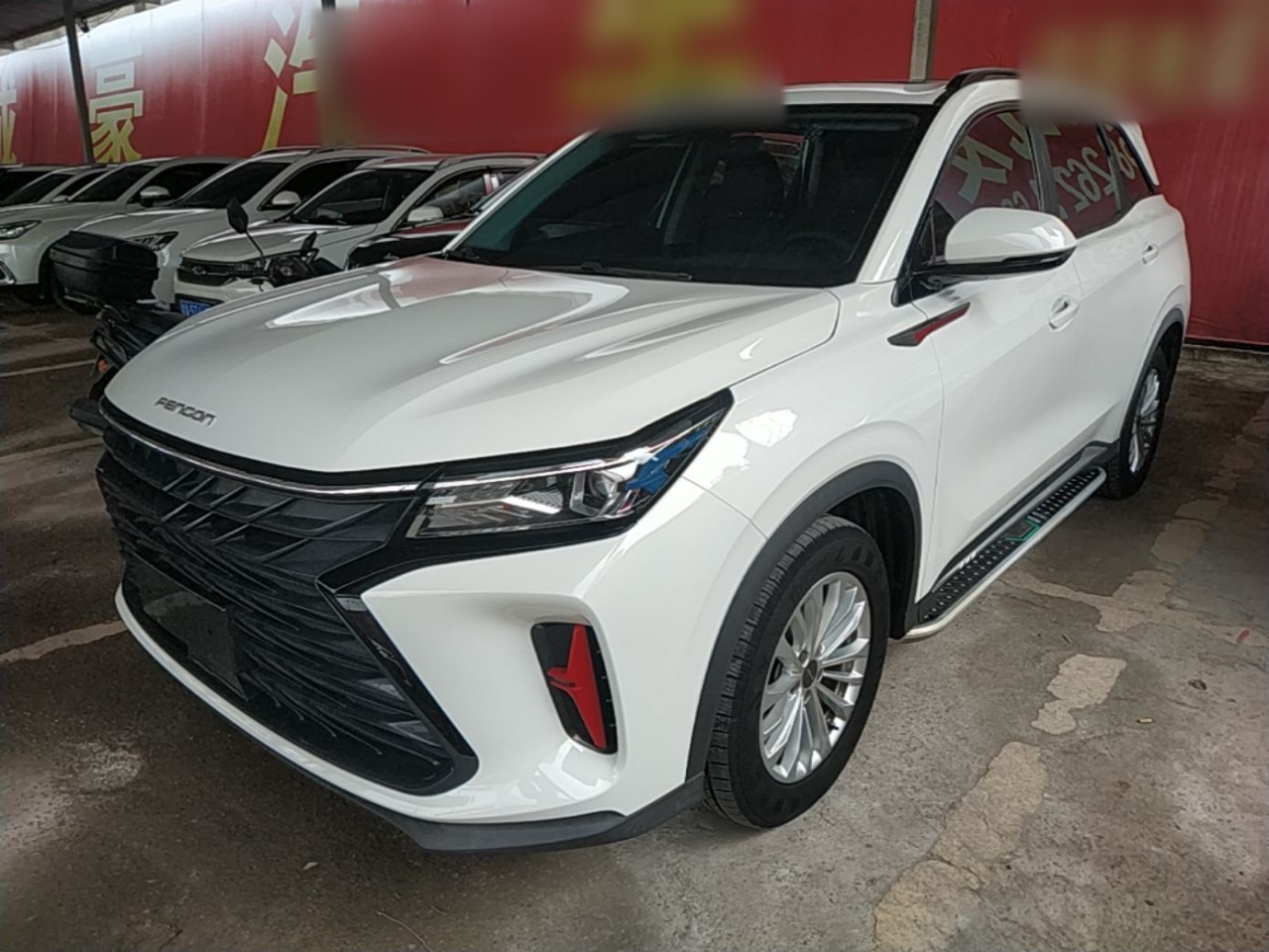 Fengon 580 2022 1.5T AT Luxury