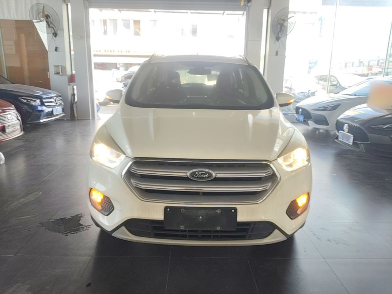 Kuga 2018 EcoBoost 180 RWD photo 2