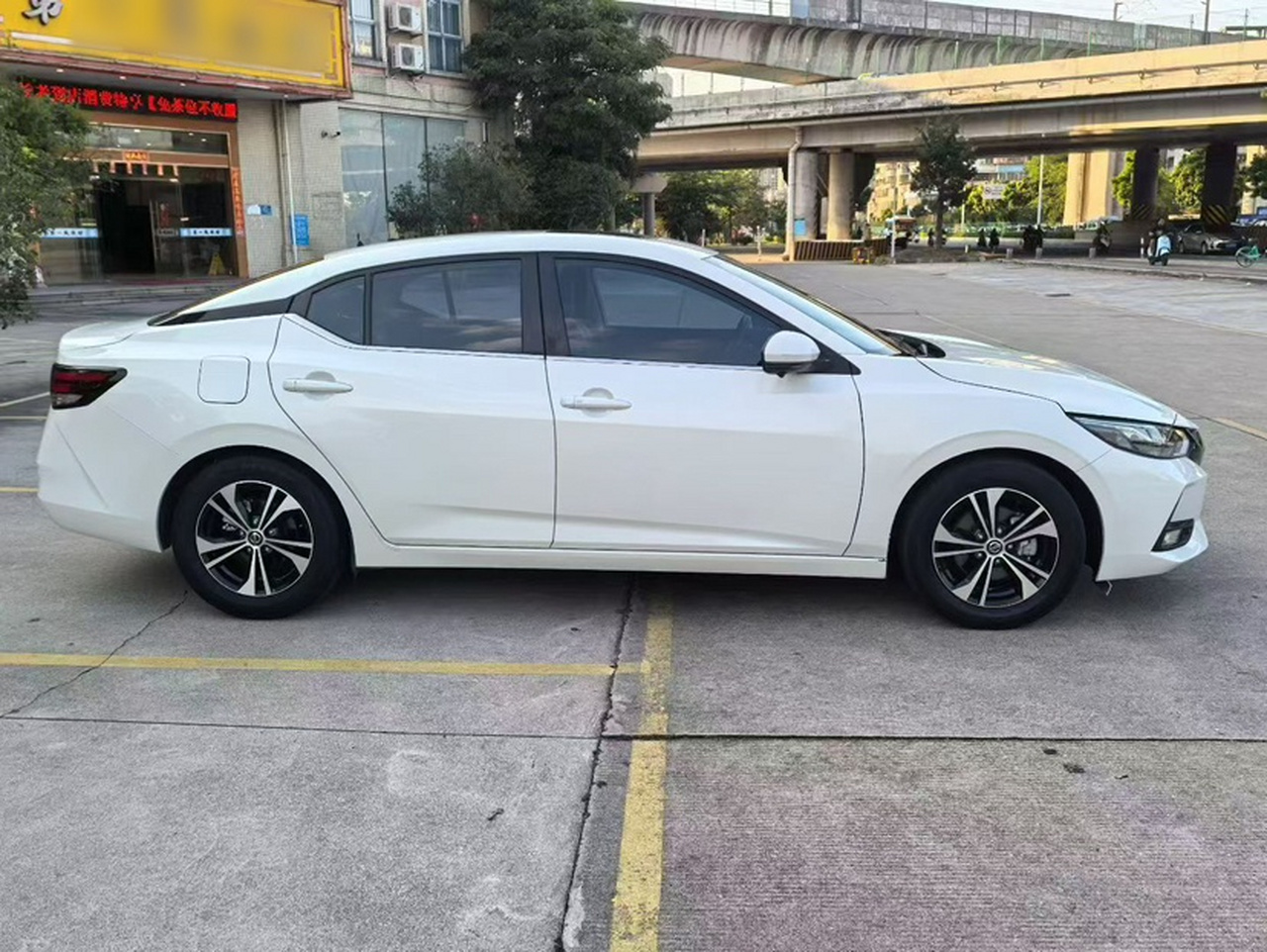 Sylphy 2021 1.6L XL CVT Enjoy photo 4