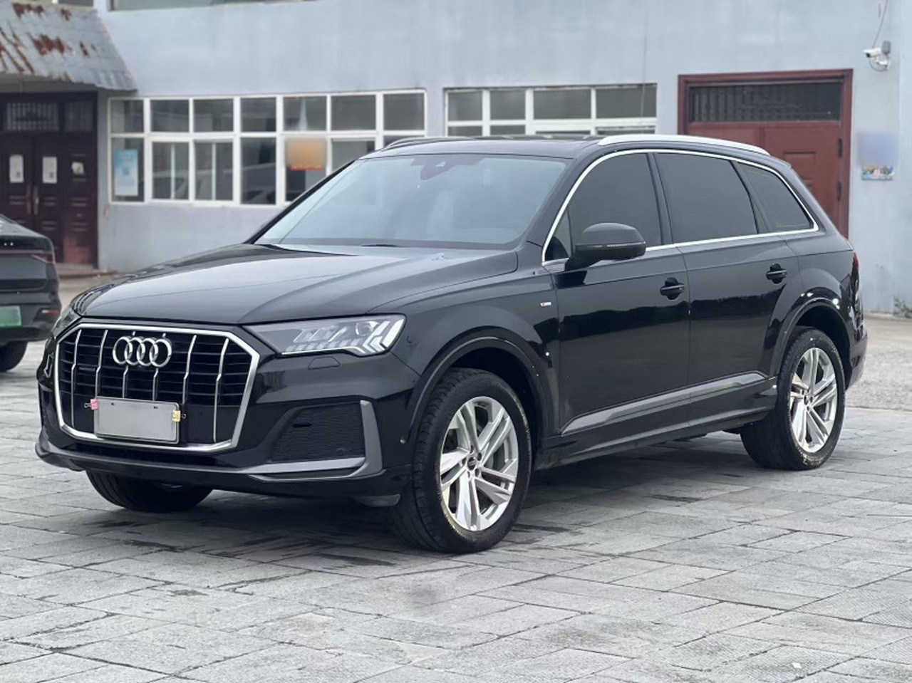 Q7 2023 45 TFSI quattro S line Sport