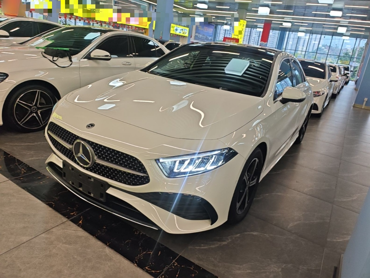 A-Class 2023 A 200 L Fashion