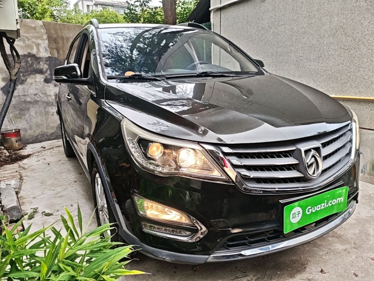 560 2015 1.8L MT Elite photo 5