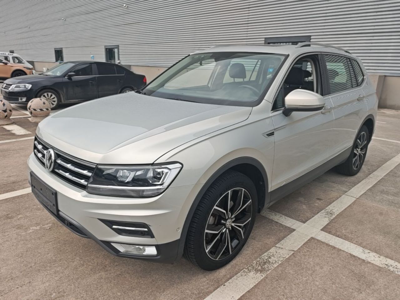 Tiguan L 2019 330TSI AT RWD Luxury China V