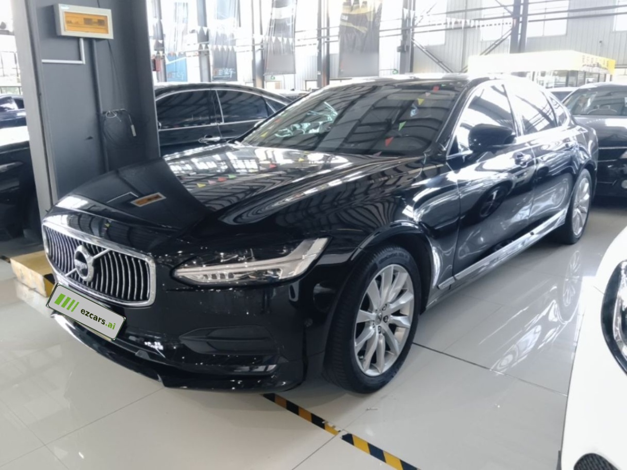 S90 2018 T5