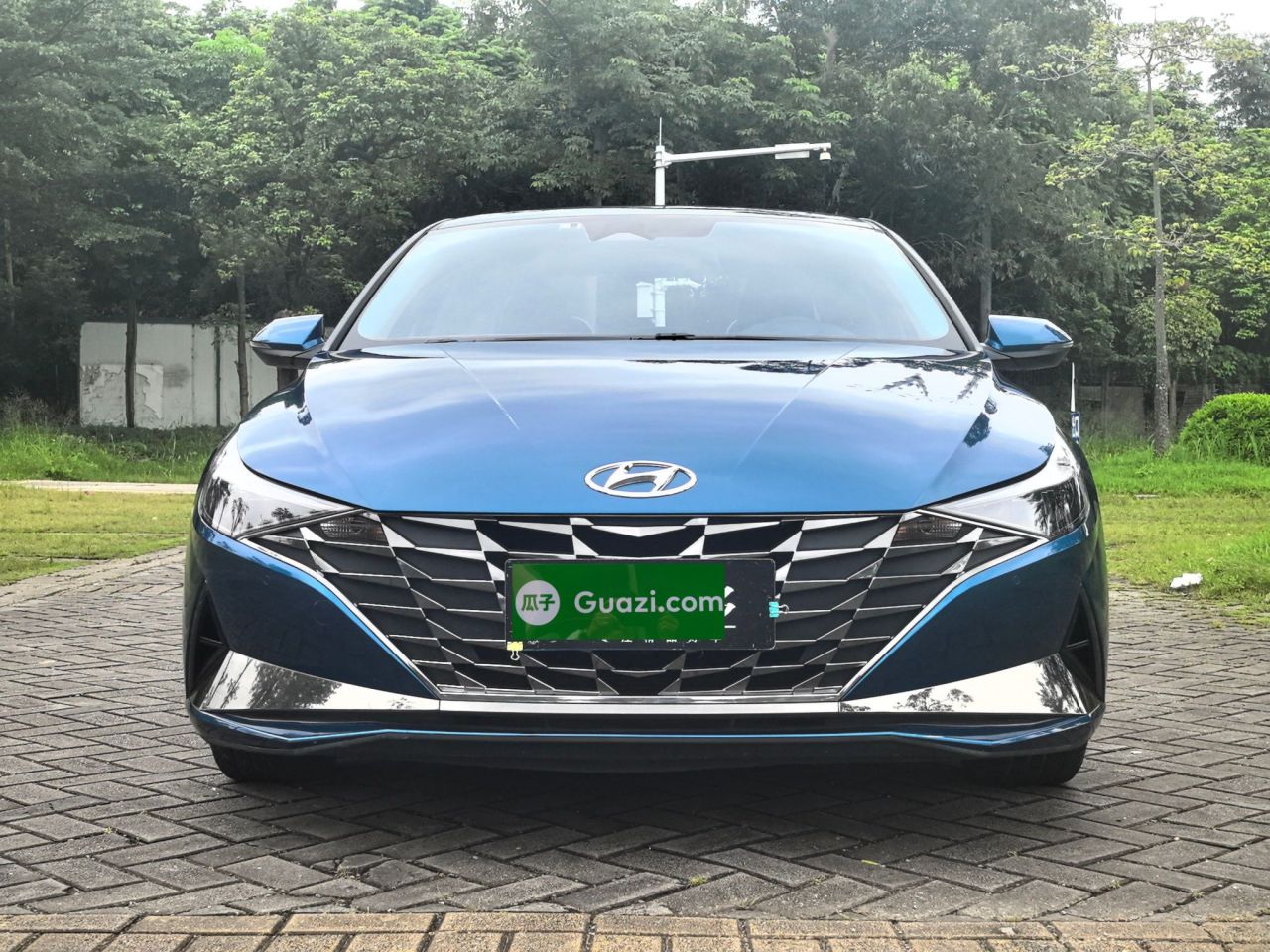 Elantra 2022 1.5L CVT LUX Premium photo 4