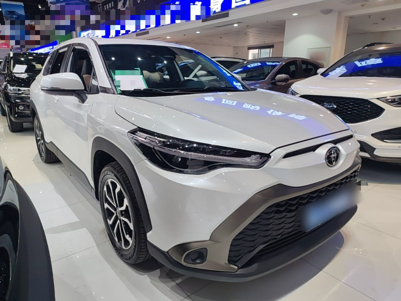 Frontlander 2023 2.0L CVT Luxury photo 3