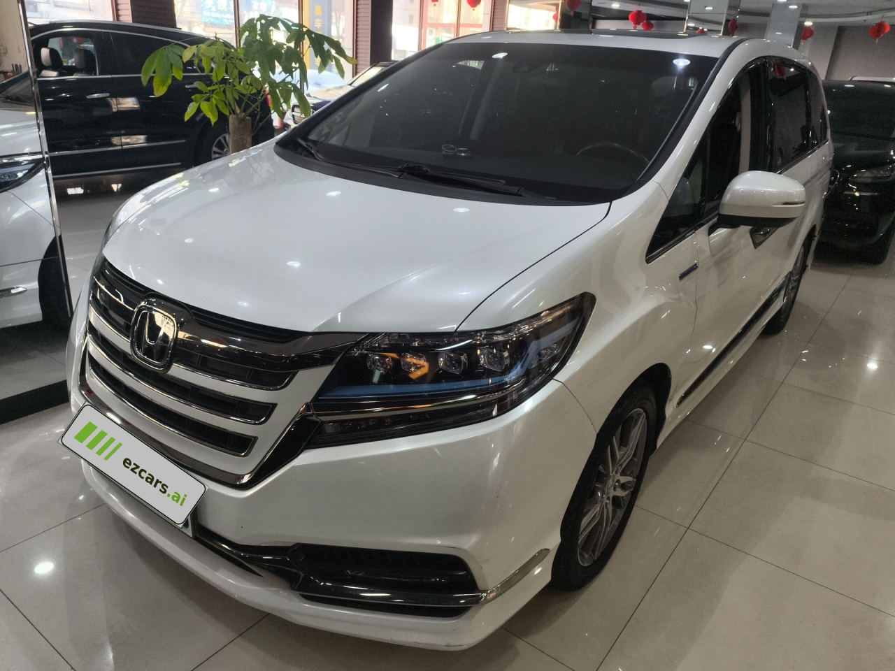 Elysion 2019 2.0L Hybrid Luxury