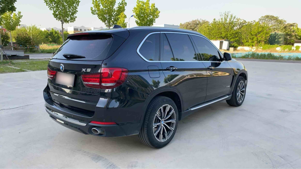 X5 Imported 2017 xDrive28i photo 3