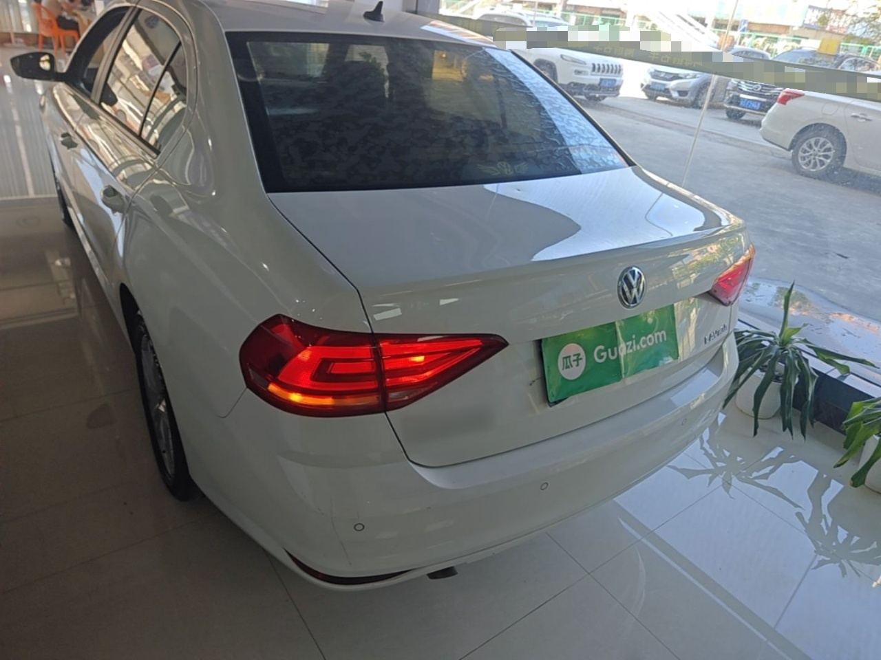 Lavida 2017 1.6L AT photo 5